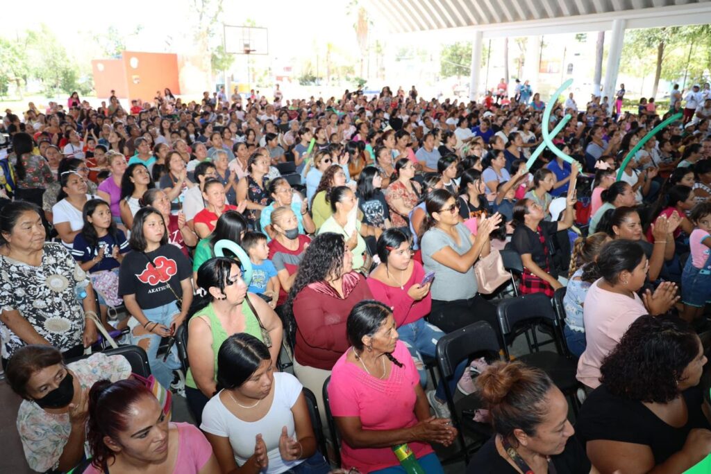 En Apoyo A Las Potosinas Kits Menstruales Llegan Al Altiplano