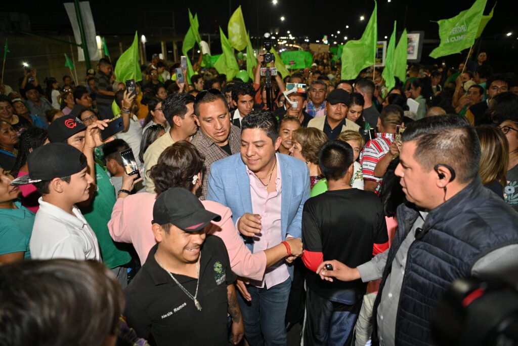 SOLEDENSES AGRADECEN A RICARDO GALLARDO POR NUEVO PUENTE VEHICULAR