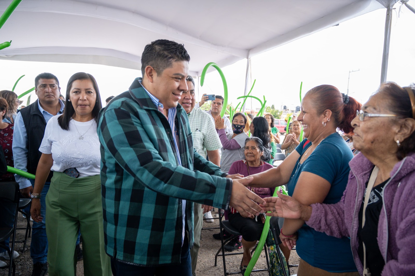 INICIA RICARDO GALLARDO MÁS PAVIMENTACIONES EN CHARCAS MatehualaSinMiedo