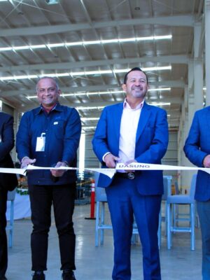 SAN LUIS DASUNG INAUGURA SEGUNDA NAVE INDUSTRIAL
