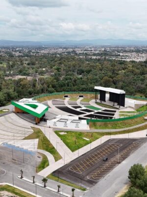 MÚSICA, RISA Y ENERGÍA EN PARQUES TANGAMANGA I Y II