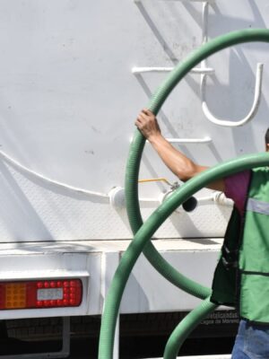GOBIERNO ESTATAL REFUERZA ENTREGA DE AGUA POR FALLA EN EL REALITO