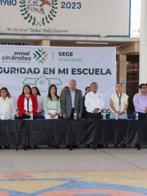CAPACITAN A ESTUDIANTES SOBRE CIBERACOSO Y PREVENCIÓN