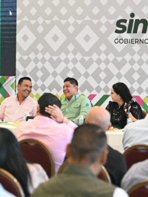 RICARDO GALLARDO ANUNCIA 10 MIL CHIPS MÁS DE INTERNET GRATUITO PARA ESTUDIANTES