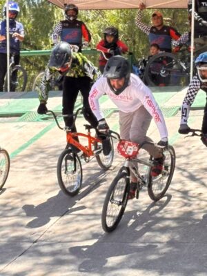 ORGULLO DEPORTIVO Y NACIONAL SE VIVE EN LA FENAPO 2025
