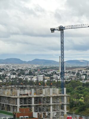 LA INDUSTRIA DE LA CONSTRUCCIÓN AVANZA SIN LÍMITES EN SAN LUIS POTOSÍ