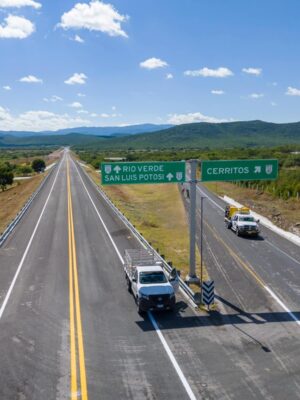 SUPERVISA GOBIERNO ESTATAL CARRETERAS DE CUOTA