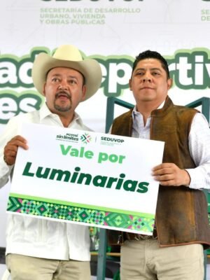 EL GOBERNADOR RICARDO GALLARDO LLEVA NUEVA UNIDAD DEPORTIVA, ALUMBRADO LED, APOYOS ESCOLARES Y GANADEROS A AHUALULCO