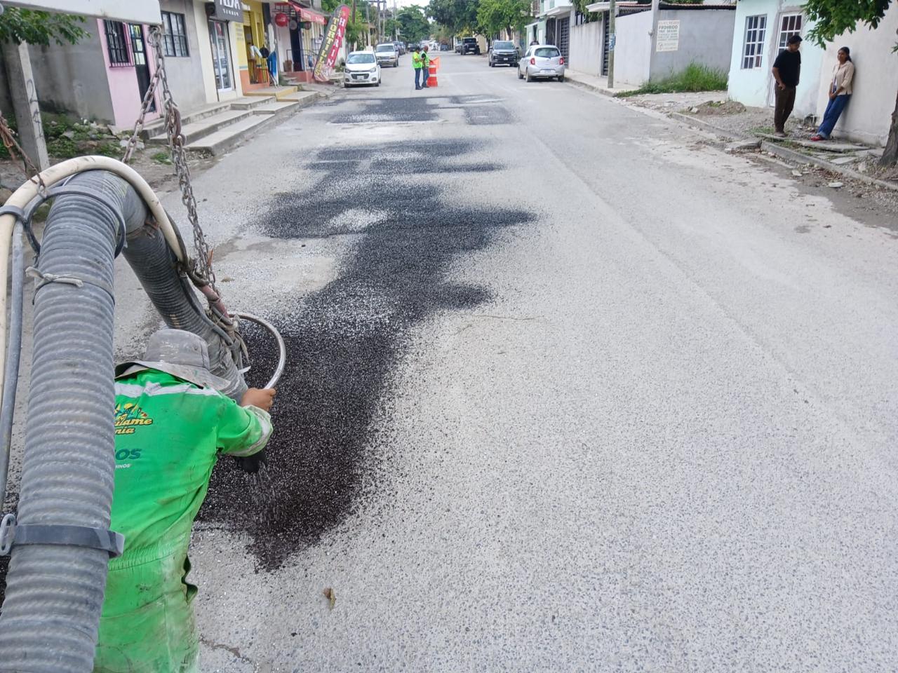 GOBIERNO DEL ESTADO MEJORA MÁS DE 301 KILÓMETROS DE CAMINOS EN JULIO