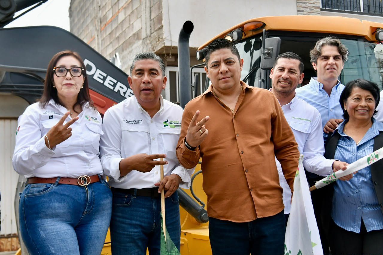 EL GOBERNADOR RICARDO GALLARDO ENTREGA NUEVA VIALIDAD Y DA CONTINUIDAD A OBRAS EN SOLEDAD