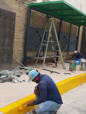 GOBIERNO DEL ESTADO INSTALA PARADORES EN ESTACIONES PROVISIONALES DE LA LÍNEA 3 DE REDMETRO