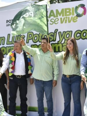 CON EL GOBERNADOR RICARDO GALLARDO SIGUE EL CAMBIO EN EL MUNICIPIO DE MOCTEZUMA